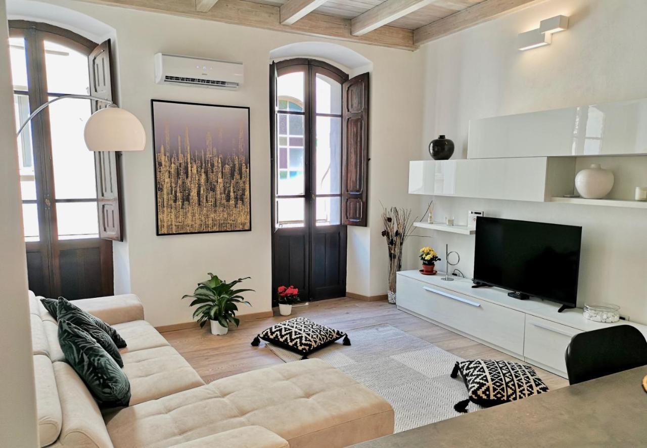 Appartement Nel Cuore Del Centro Storico Con Comfort E Stile à Iglesias Extérieur photo