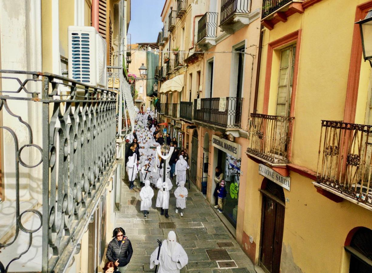 Appartement Nel Cuore Del Centro Storico Con Comfort E Stile à Iglesias Extérieur photo